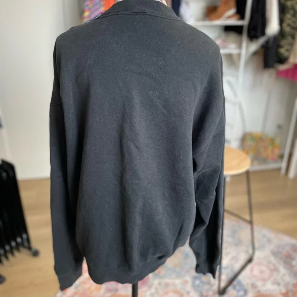 Fruit of the Loom Black Crewneck Sweater with Colorful Logo - Picture 4 of 5